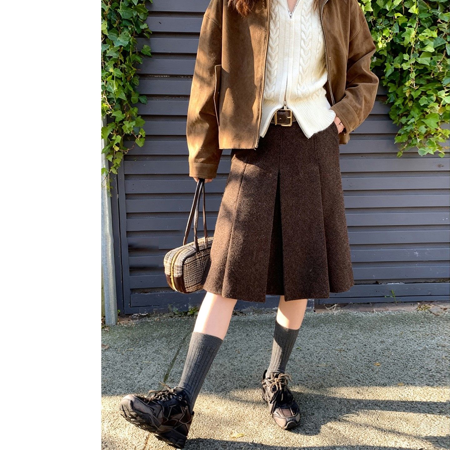 棕咖色毛呢百褶裙女秋冬季高级A字压褶中裙复古美拉德呢子半身裙