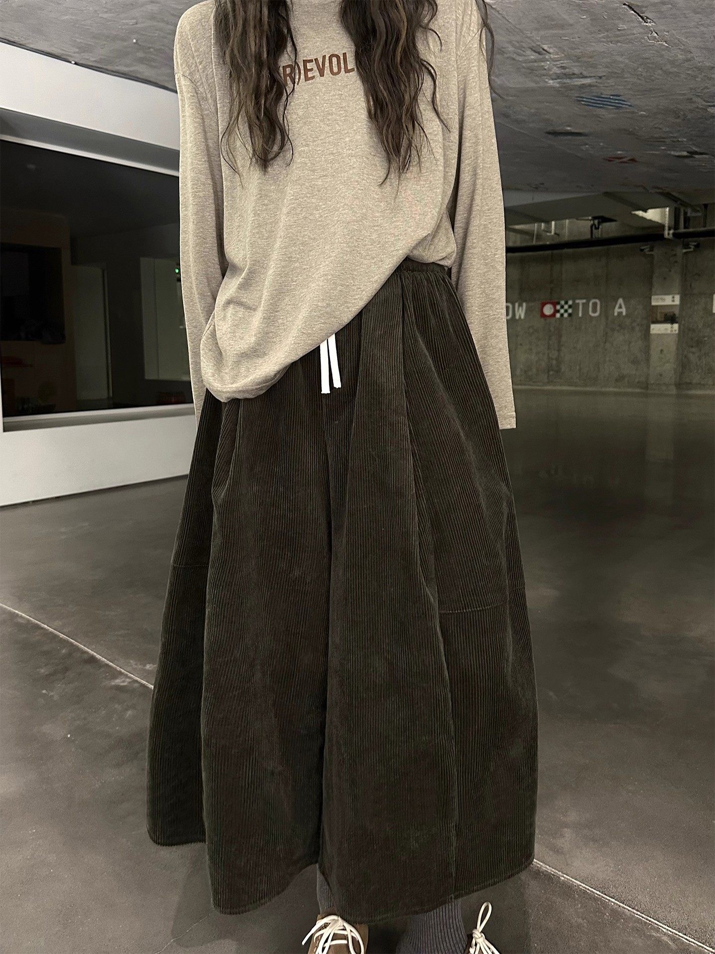 灯芯绒阔腿裤女秋冬新款宽松花苞裤高腰显瘦加绒加厚九分休闲裙裤