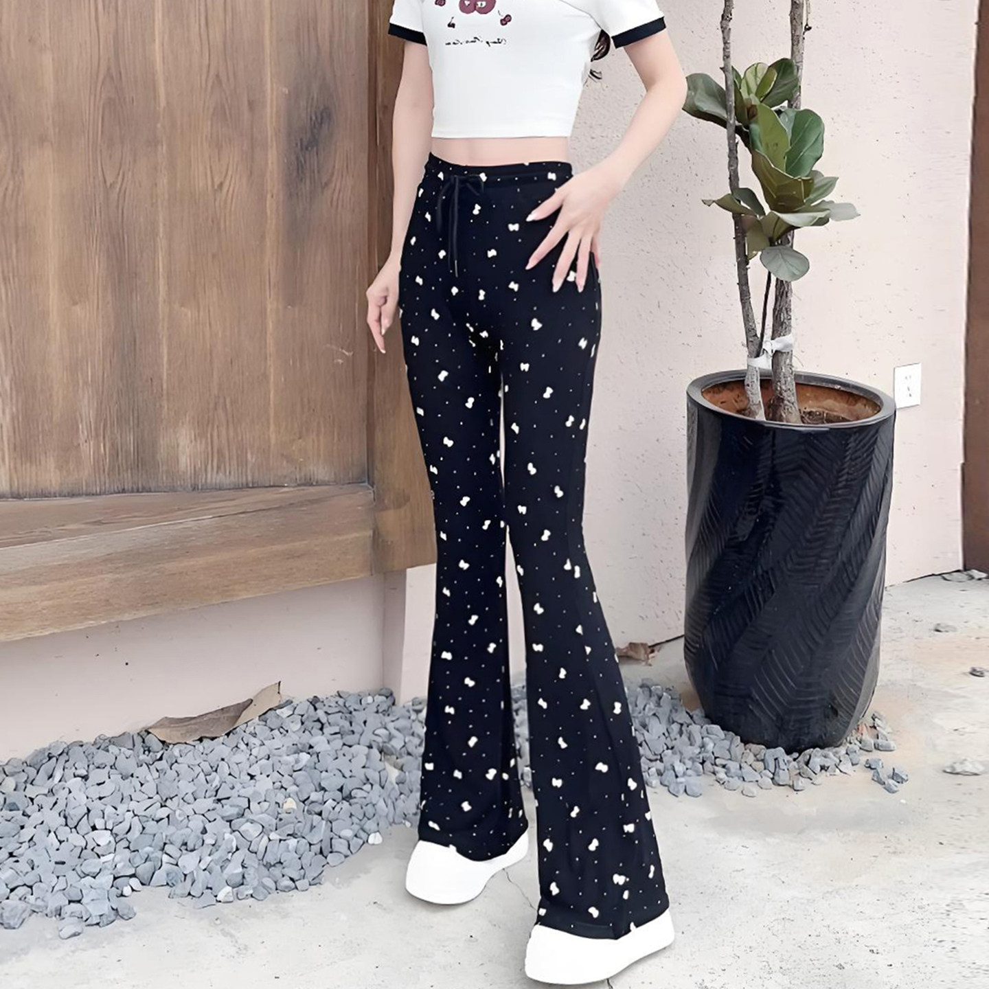 LARRMAIN美式辣妹高腰百搭休闲裤微喇瑜伽裤女款印花喇叭裤