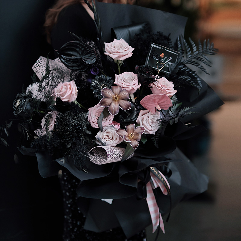 小众流行个性花束生日花黑玫瑰鲜花广州同城速递花店订花思南香山