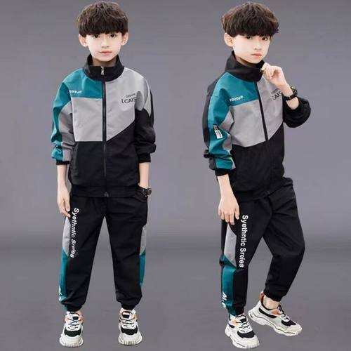男童帅气运动套装冲锋衣裤两件套