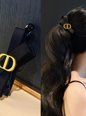 杨杨babytime 真的美！猪鼻子黑色丝带马尾竖夹香蕉夹后脑勺横夹