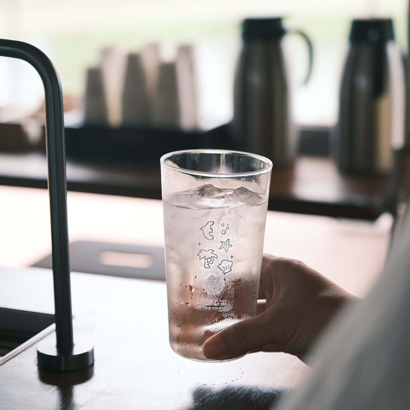 气泡招待所原创夏日椰风海趣飞鸟耐高温玻璃高杯啤酒杯咖啡饮料杯