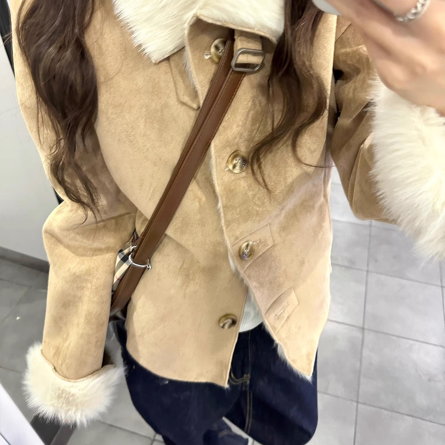 韩系麂皮绒皮毛一体外套