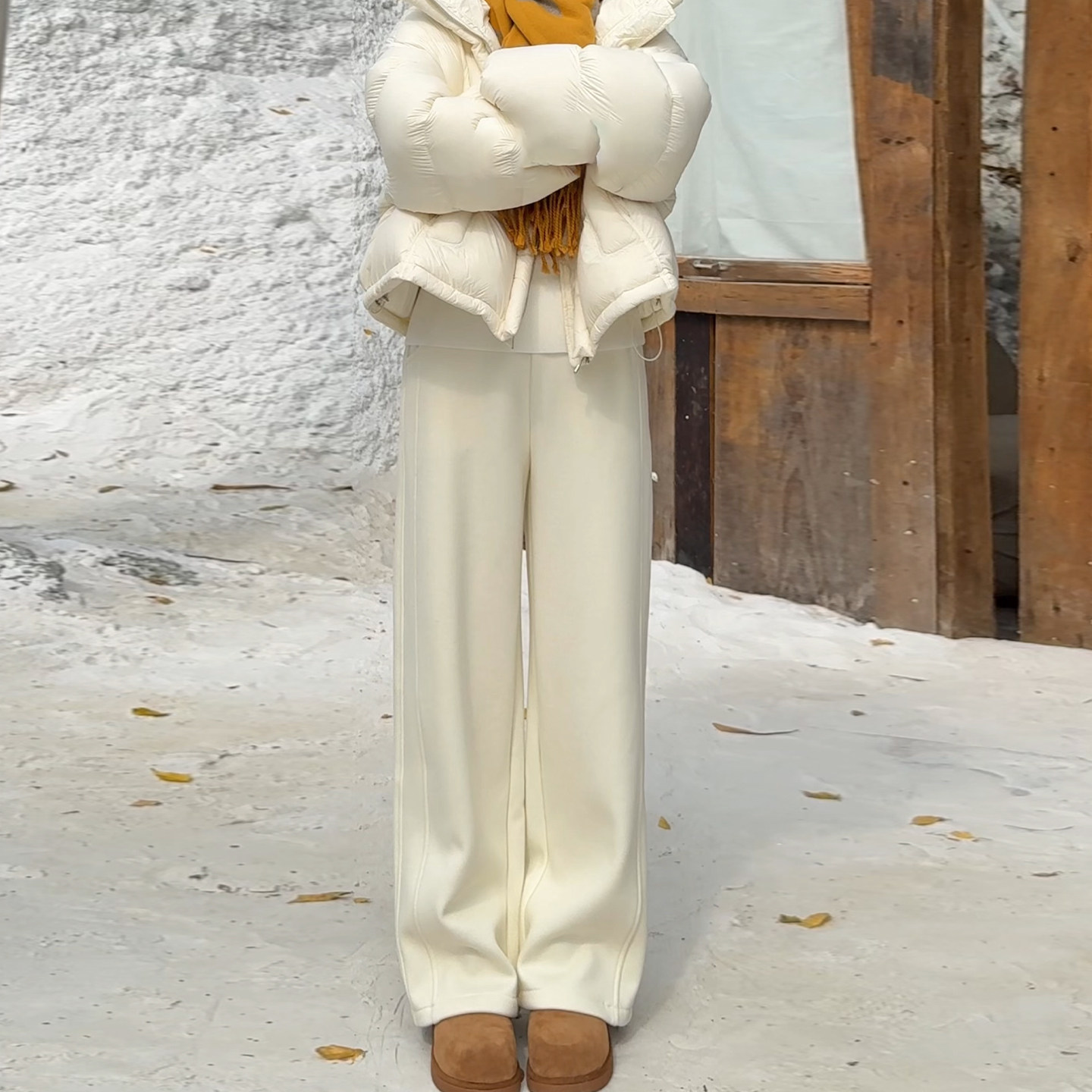 白色加绒直筒糯米裤女2025秋冬新款高腰垂感休闲宽松显瘦阔腿裤子,女装/女士精品,大码裤装,淘宝优惠券,粉丝福利购,淘宝优惠卷