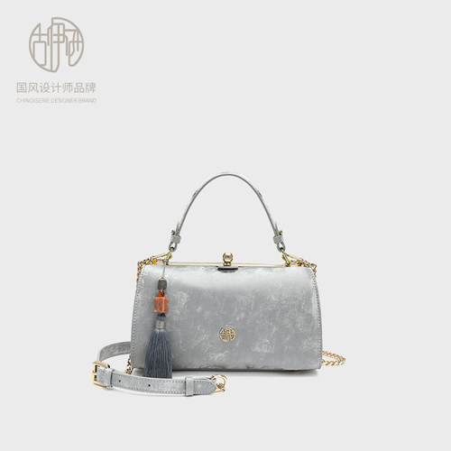 【宝藏品牌】新中式绒面枕头包
