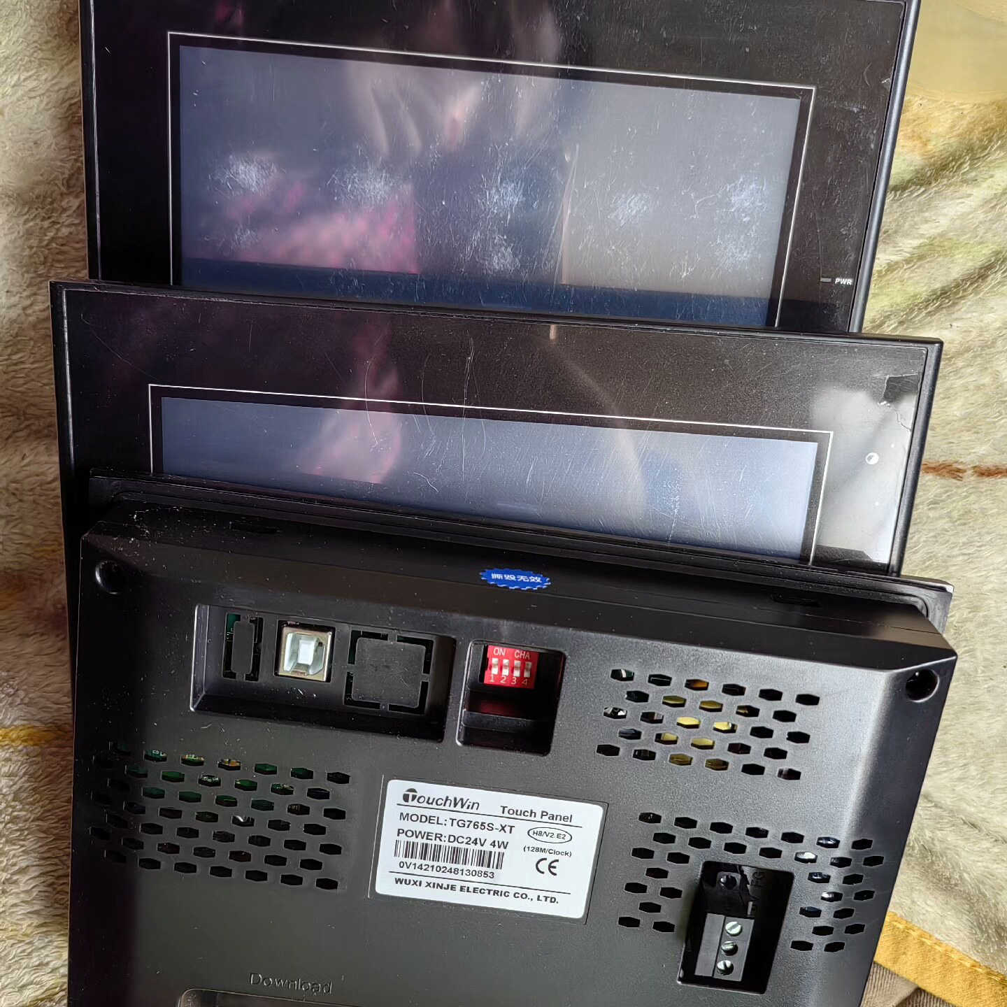 {议价}信捷触摸屏TG765s-XT，两台