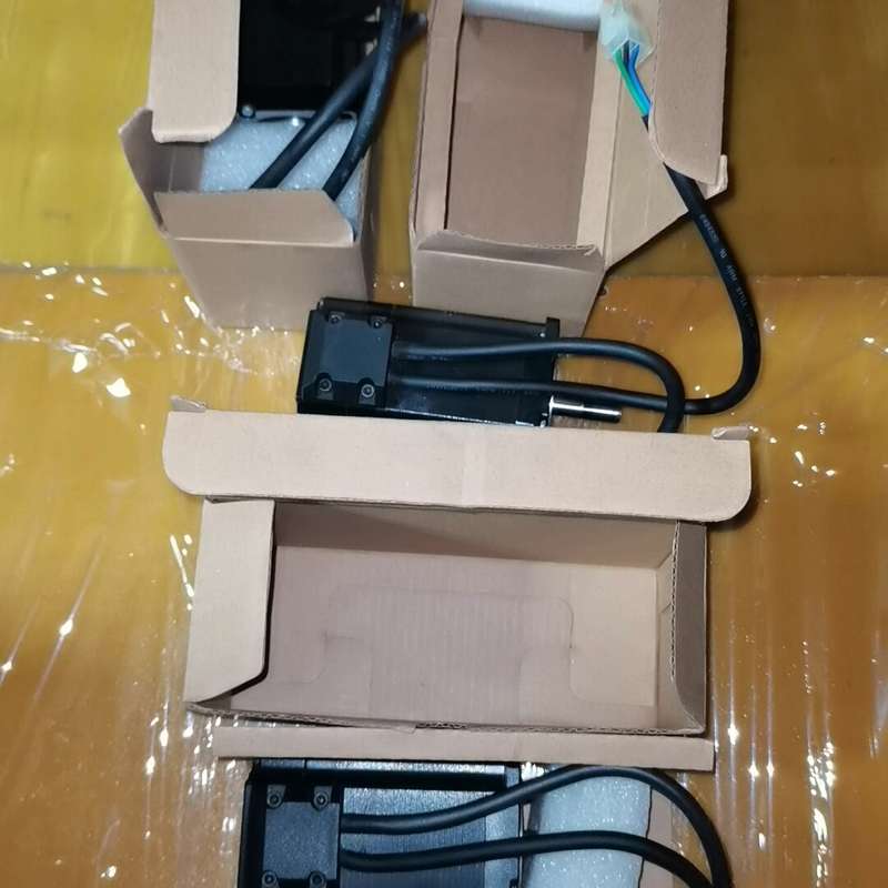 议价：研控闭环步进电机YK257EC76E1-4230K三个，工厂