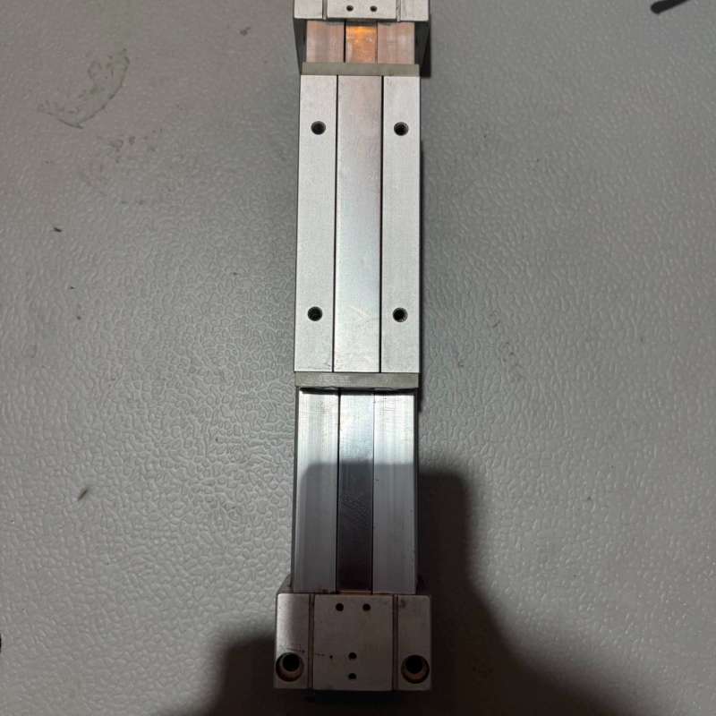 议价：无杆气缸MY1B16G-60，货，成色如图，功