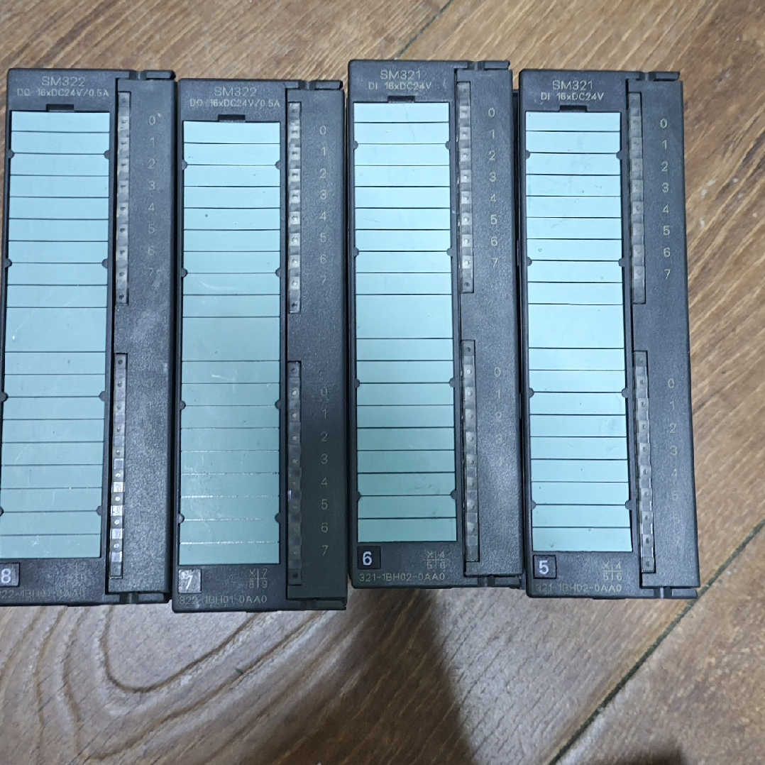 {议价}PLC模块，型号为6ES7 321-1BH02-0
