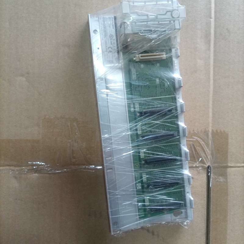 议价：底板一个新的plc Q65B