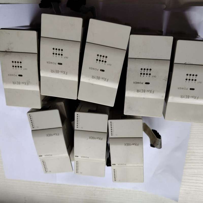 议价：PLC扩展模块FX2N-8EYR 5个、FX2N-16E