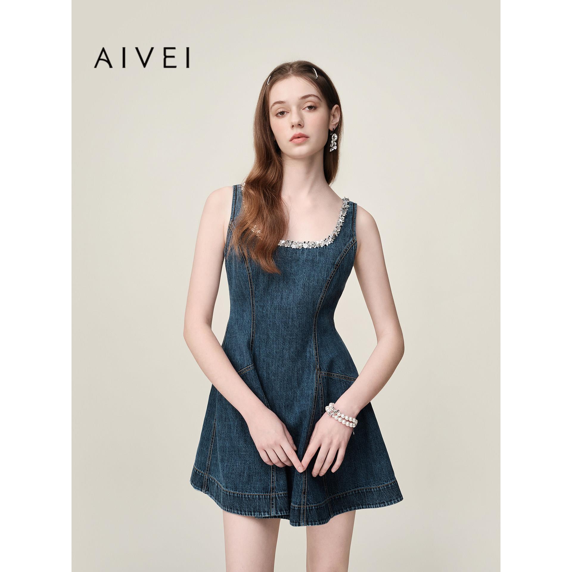 AIVEI欣贺艾薇2026夏季简约气质亮片方领牛仔背心连衣裙XSV3L33B