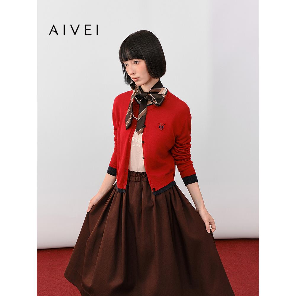 AIVEI欣贺艾薇2026春季简约气质百搭假两件爱心针织开衫XSV1M08C