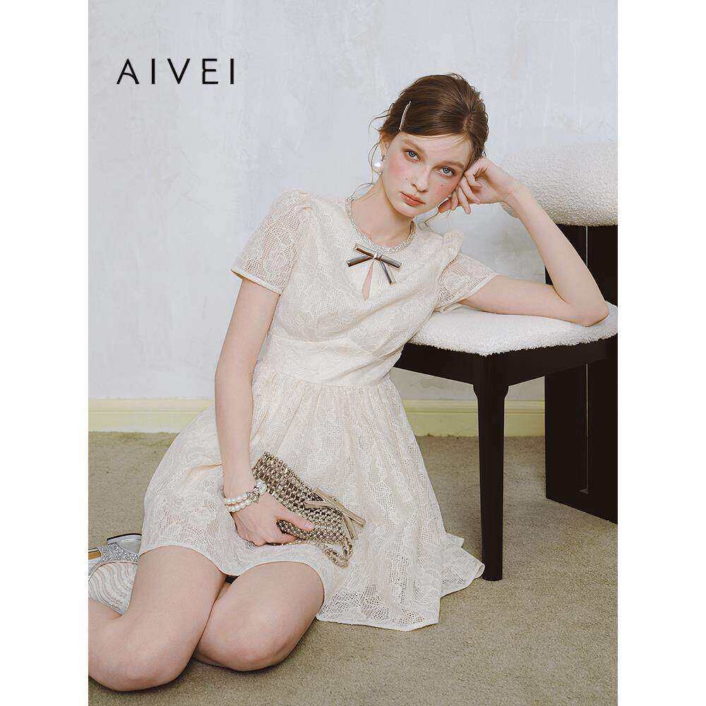 AIVEI欣贺艾薇2025春夏气质减龄千金风高腰蕾丝连衣裙S713604A