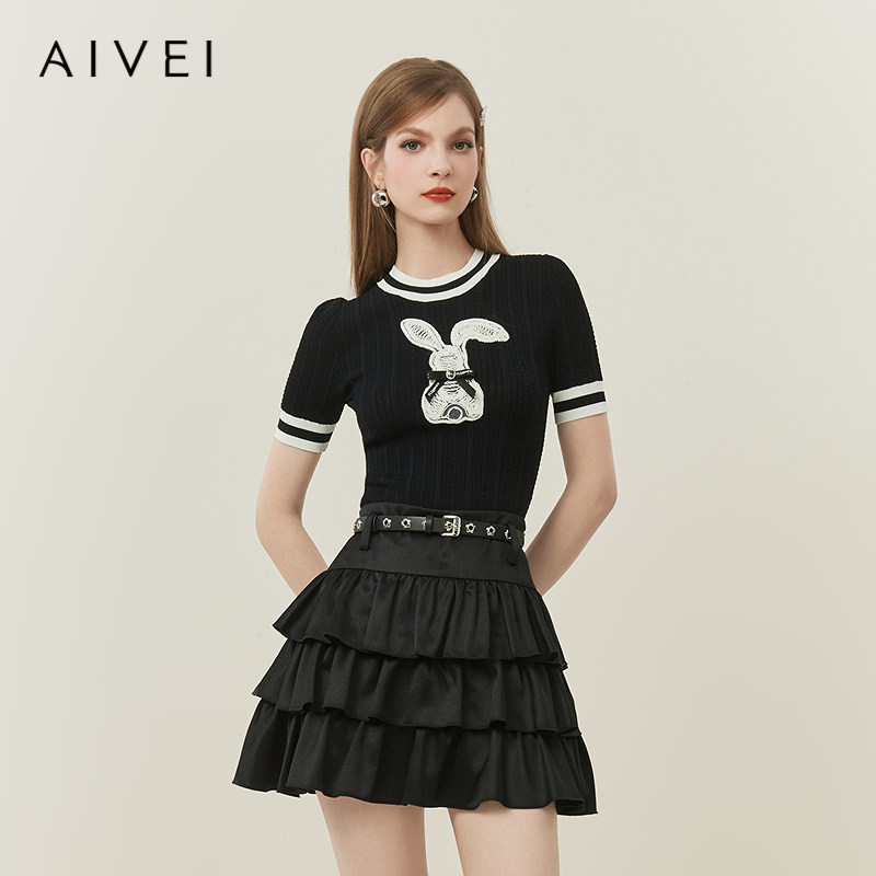 AIVEI欣贺艾薇春夏减龄甜妹兔子图案短袖正肩针织衫R016S053