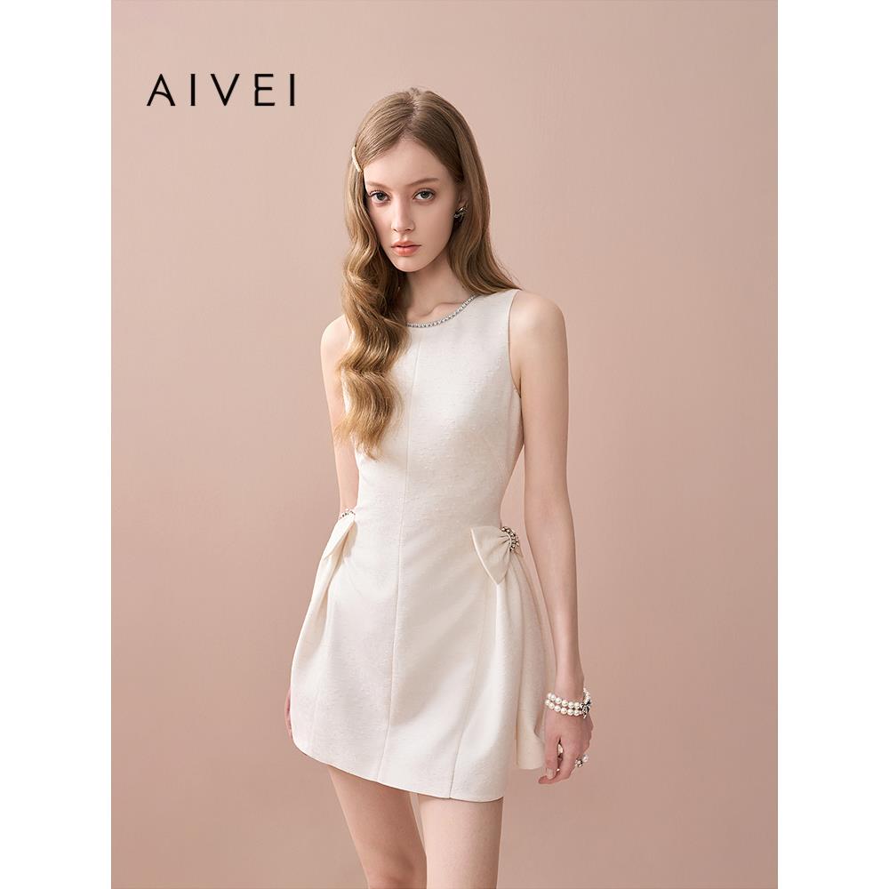 AIVEI欣贺艾薇2025秋季新千金淑女蝴蝶结肌理无袖连衣裙XRV4L12A