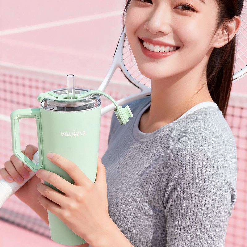 一键开盖大容量吸管保温杯