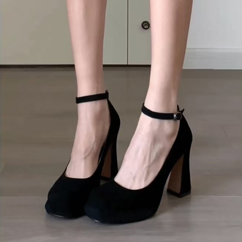 采采乐希粗跟防水台一字扣带单鞋