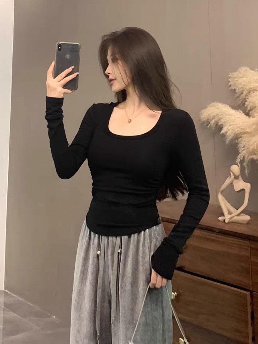 PURE DESIRE U-NECK VELVET BASE SHIRT FEMALE AUTUMN AND WINTER HOT GIRL PINCHED WAIST SLIM SHORT DESIGN SENSE BRUSHED THICK LONG-SLEEVED T-SHIRT