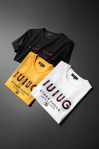2022IUIUG新款 欧洲站丝光短袖T恤男 D215-28121-P65图片