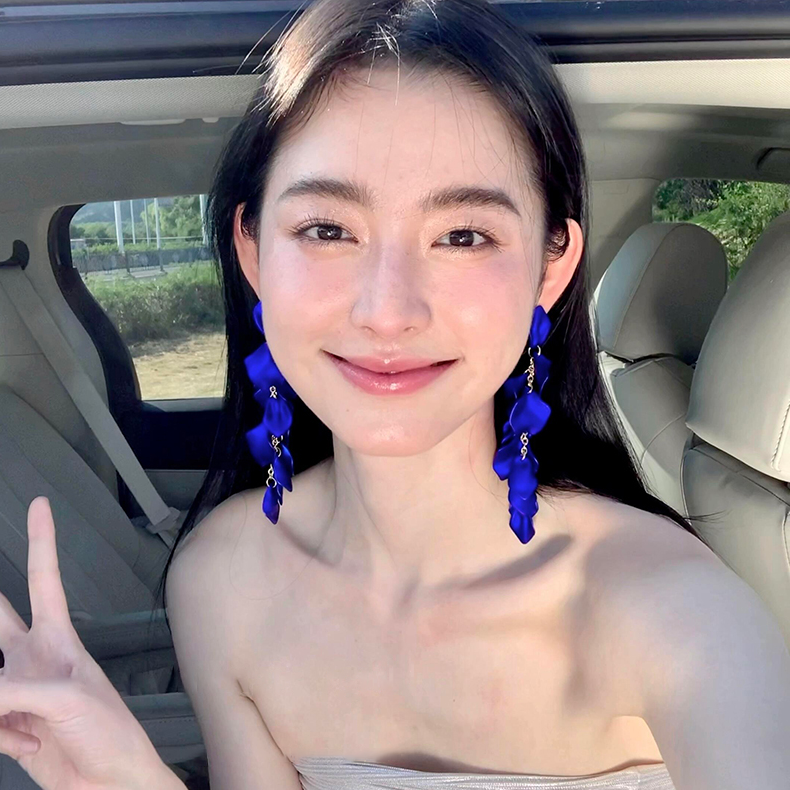 蓝色妖姬！玫瑰花瓣长款流苏耳坠！高级感气质耳环银针盘发器耳饰