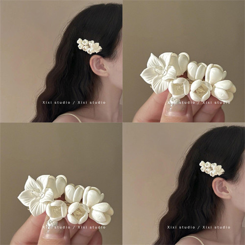 白茉莉侧边夹花朵碎发夹