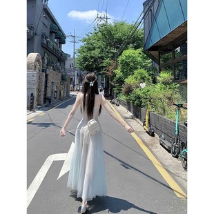 人鱼公主 薄荷绿网纱吊带连衣裙女海边度假复古气质裙子