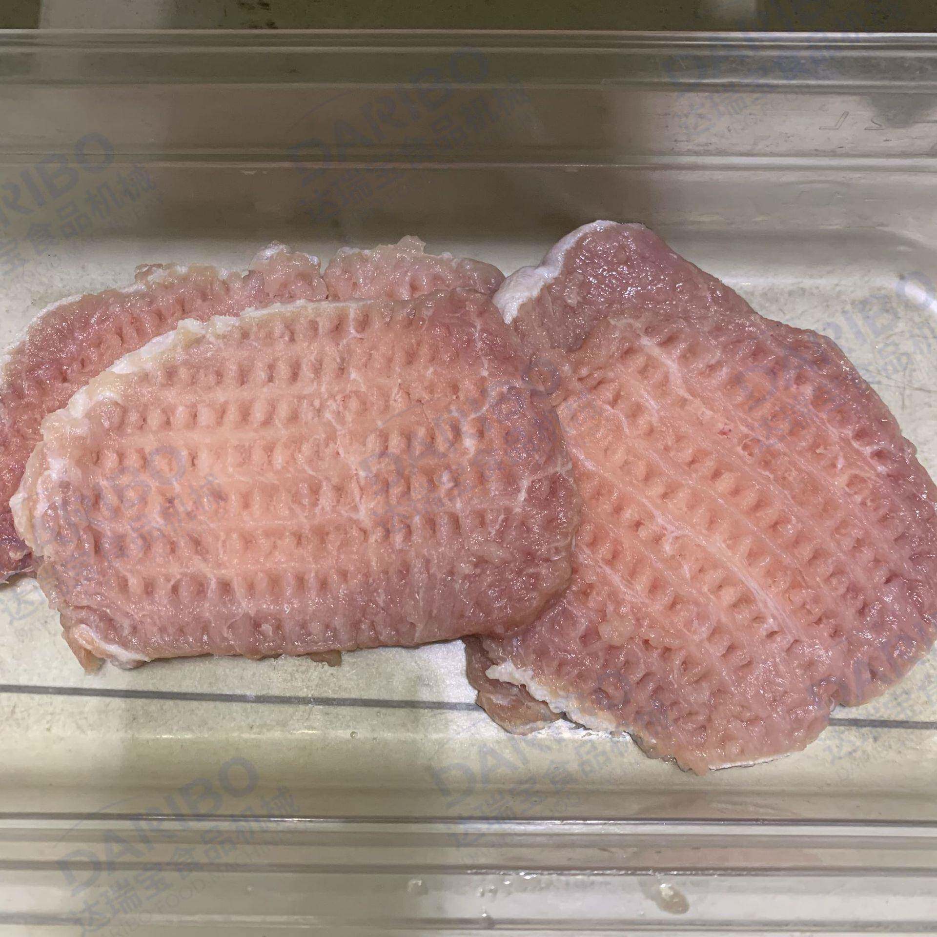 L学校食堂供应商制作猪大排鸡排牛排所需断筋拍打嫩滑肉类的设备