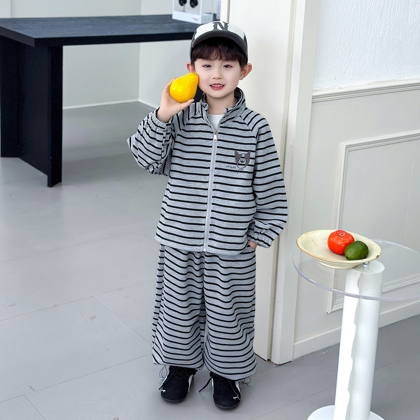 男童条纹运动套装2026新款春秋拉链衫卫裤两件套炸街宝宝休闲春装