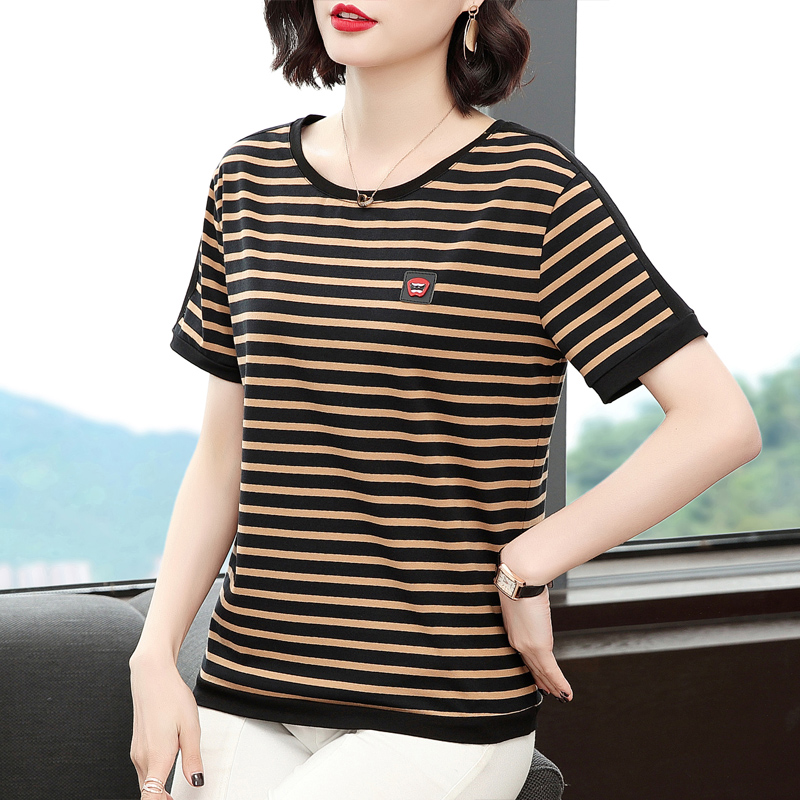 纯棉短袖t恤女宽松上衣中年妈妈夏装中老年女装大码半袖衫条纹t桖