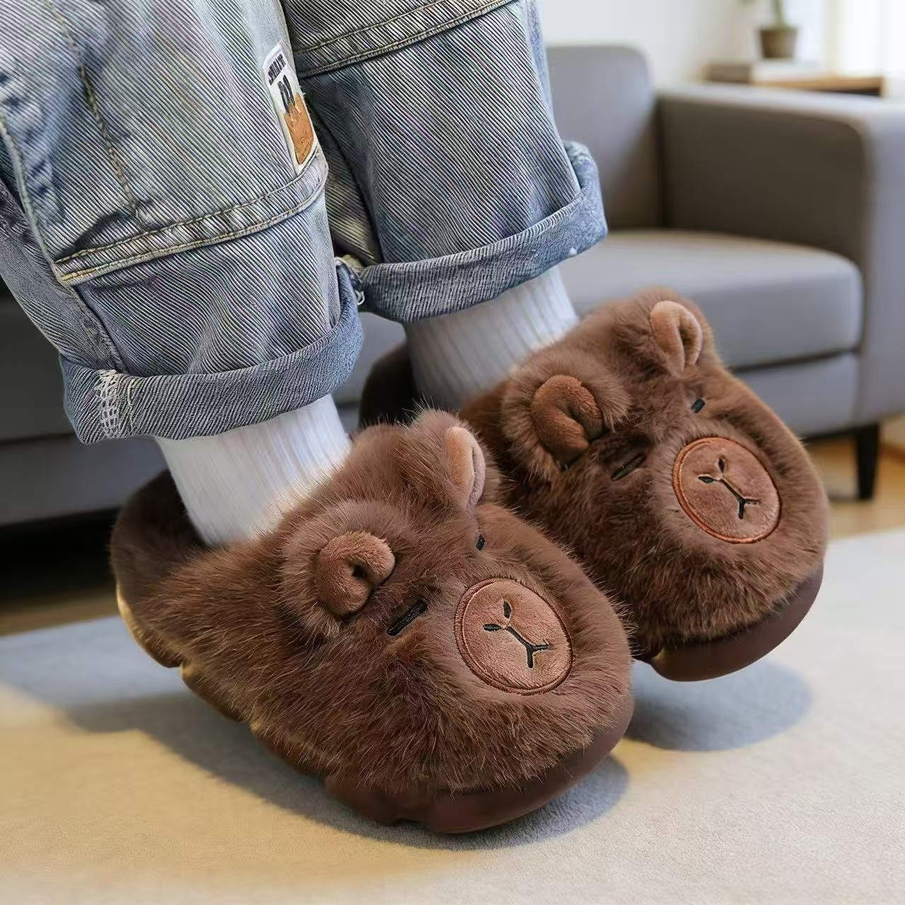 卡皮巴拉冬季儿童棉拖鞋男女居家室内毛毛鞋子加绒包根情侣棉鞋