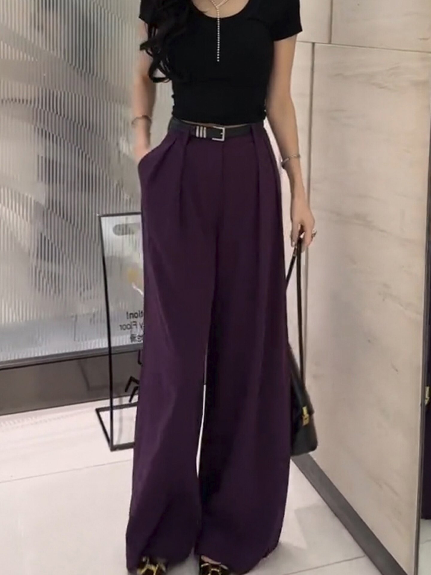 轻熟风紫色阔腿西装裤女秋季新款显瘦垂感直筒裤休闲百搭拖地裤子