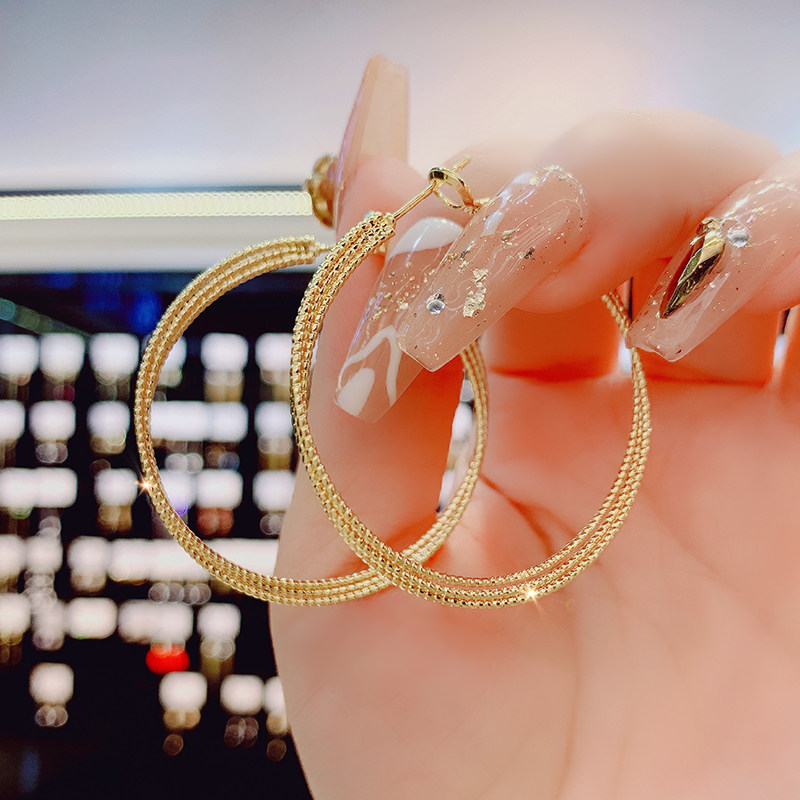 高级感耳圈2025年新款潮欧美夸张金属大圈圈耳环个性独特圆圈耳饰,饰品/流行首饰/时尚饰品新,耳环,淘宝优惠券,粉丝福利购,淘宝优惠卷