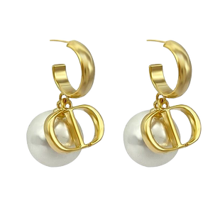 小香风CD字母耳钉气质夸张大珍珠d家耳环高级感欧美风大牌耳饰女