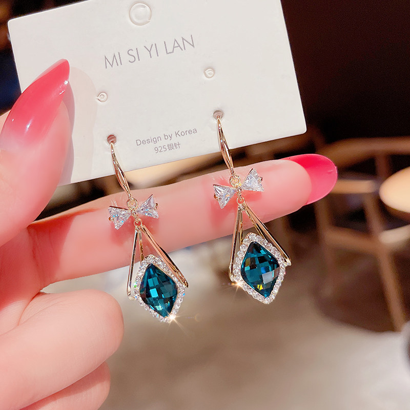 高级感蝴蝶结水晶耳环女韩国气质夏季长款耳饰2026年新款潮耳坠