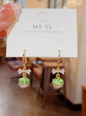 时尚精致小巧绿色猫眼石耳环超仙蝴蝶结无耳洞耳夹高级感轻奢耳扣