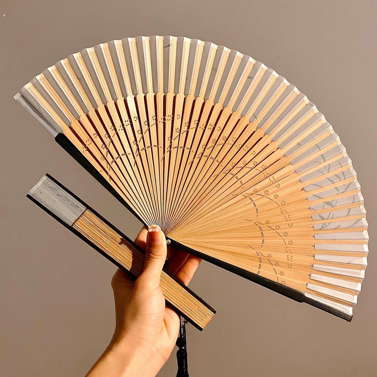 新中式古风折叠扇子夏天女生汉服旗袍拍照舞蹈扇随身便携折扇竹扇