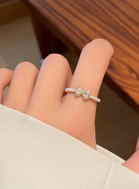 新款气质小巧蝴蝶结珍珠戒指