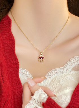 新款红色平安锁项链高级感时尚