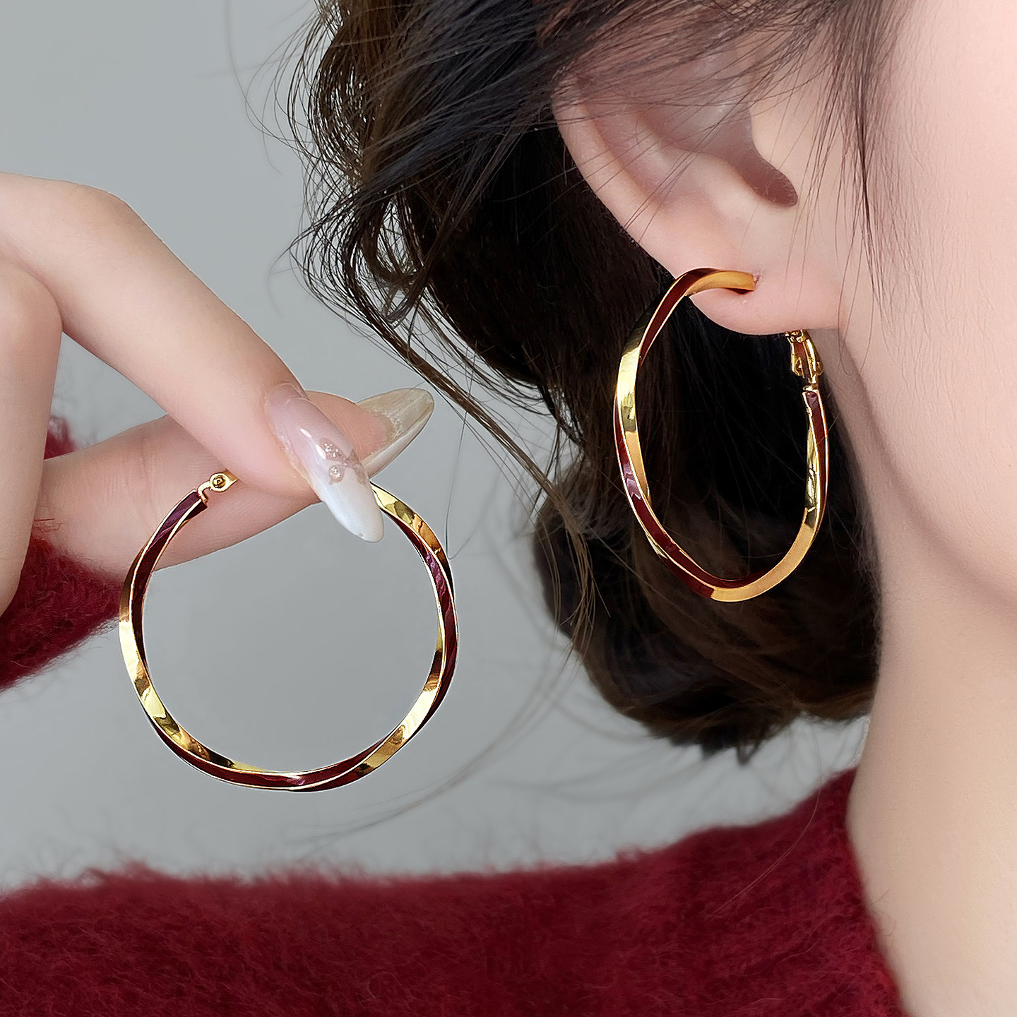 巨好看红色圈圈耳圈简约耳环2026新款爆款高级感耳钉秋冬耳饰女,饰品/流行首饰/时尚饰品新,耳环,淘宝优惠券,粉丝福利购,淘宝优惠卷