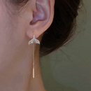 鱼尾耳环女2026年新款 高级感小众设计高级轻奢耳线秋冬冷淡风耳钉