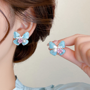 蝴蝶薄荷绿独特适合夏天的耳环2026新款爆款女人味耳饰夸张耳钉女