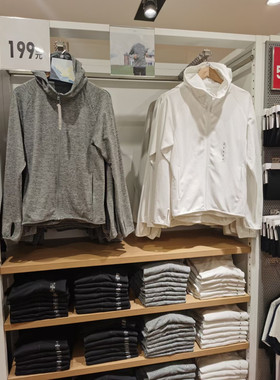 日单试衣间夏季男女款吸湿排汗防紫外线拉链连帽开衫防晒衣433050