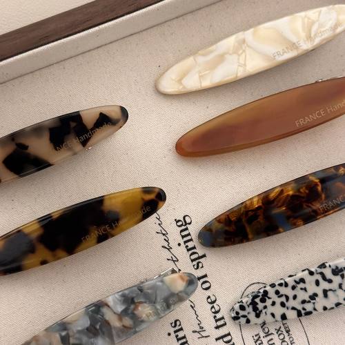 高端琥珀醋酸女鸭嘴发夹