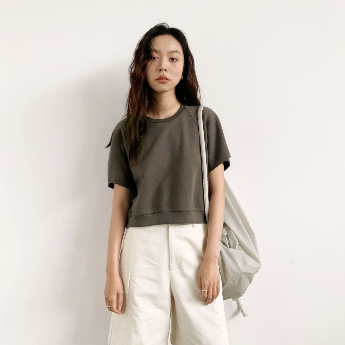 夏安若爱与南希广州十三行夏季新款全棉圆领插肩袖遮肉小众短款