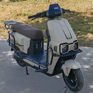 适用适用台铃赤兔2025护杠电动车保险杠赤兔防摔杠后货架尾架改装