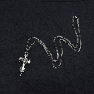 做旧银蛇十字架吊坠项链型男暗黑款项链百搭潮款简约毛衣卫衣链