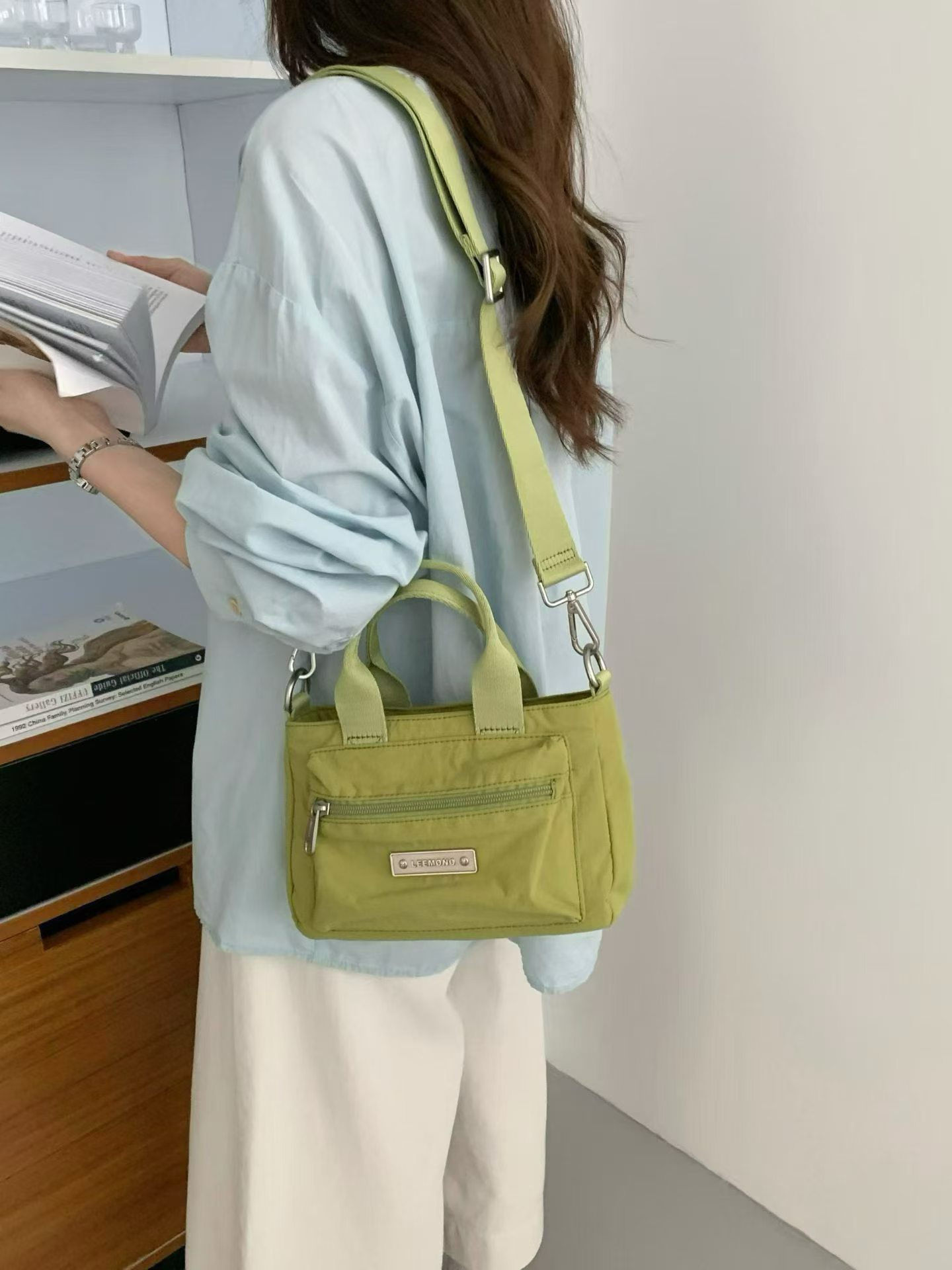 尼龙布单肩包女2026新款大容量休闲百搭质感手提包斜挎包帆布包