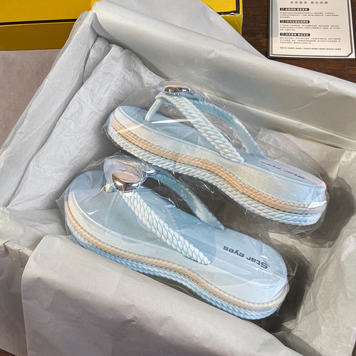 孙千同款春夏2026新款爱心浪花厚底人字拖女海边防滑沙滩夹趾凉鞋